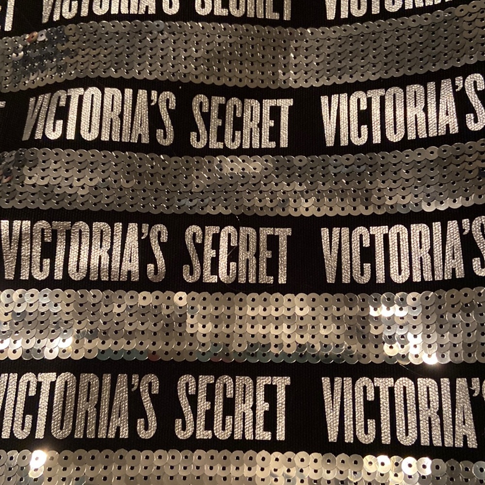 Victoria Secret large Tote, weekend bag with makeup bag